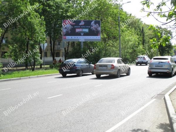 Новороссийская рядом с № 180