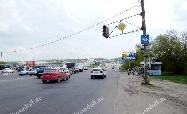 Героев Сибиряков ул. напротив въезда на Строительную ярмарку