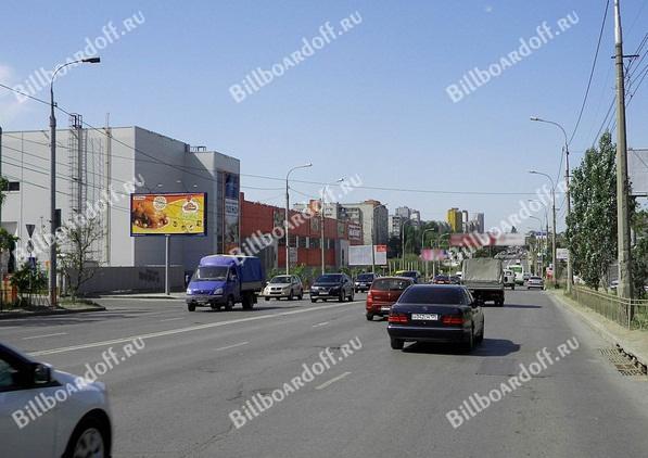 Череповецкая ул., напротив АЗС Лукойл (гипер. Магнит-семейный)