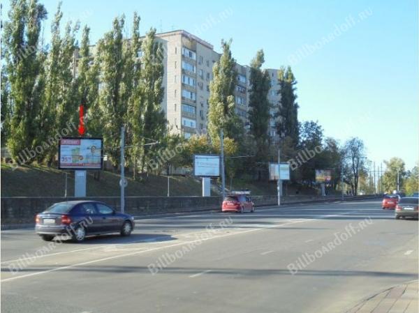 Вишняковой рядом с № 51 -1