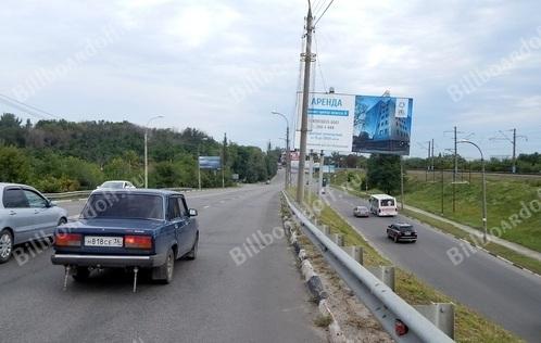 Ленина ул. - разделительная полоса