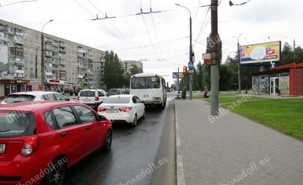 Южно-Моравская ул.-Комарова ул
