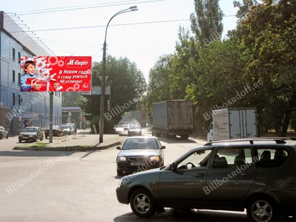 9 Января ул. / Донбасская ул. (напротив маг.Эльдорадо) 9 Января ул. / Донбасская ул. (напротив маг.Эльдорадо)