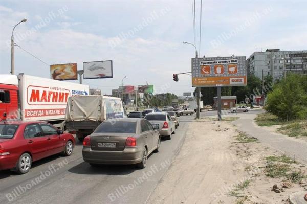 Землячки ул. / 30-летия Победы бул. (в 14м от пересечения)