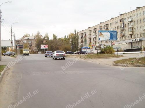 Пархоменко ул. / Хиросимы ул. (в 200м от пересечения)