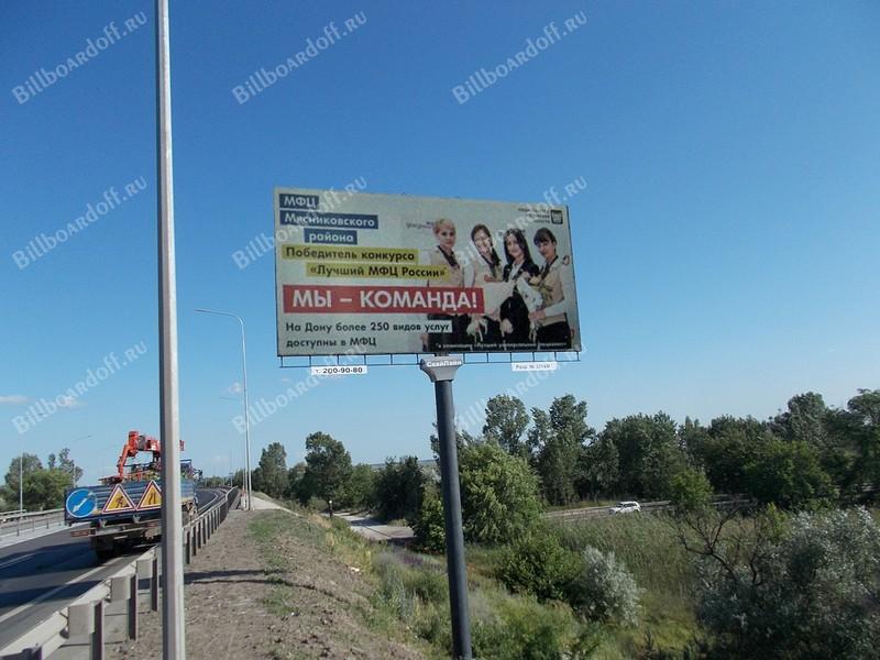 Западный подъезд (5,30 м справа)
