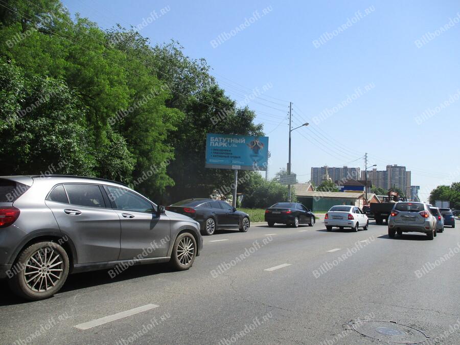 Уральская рядом с № 17