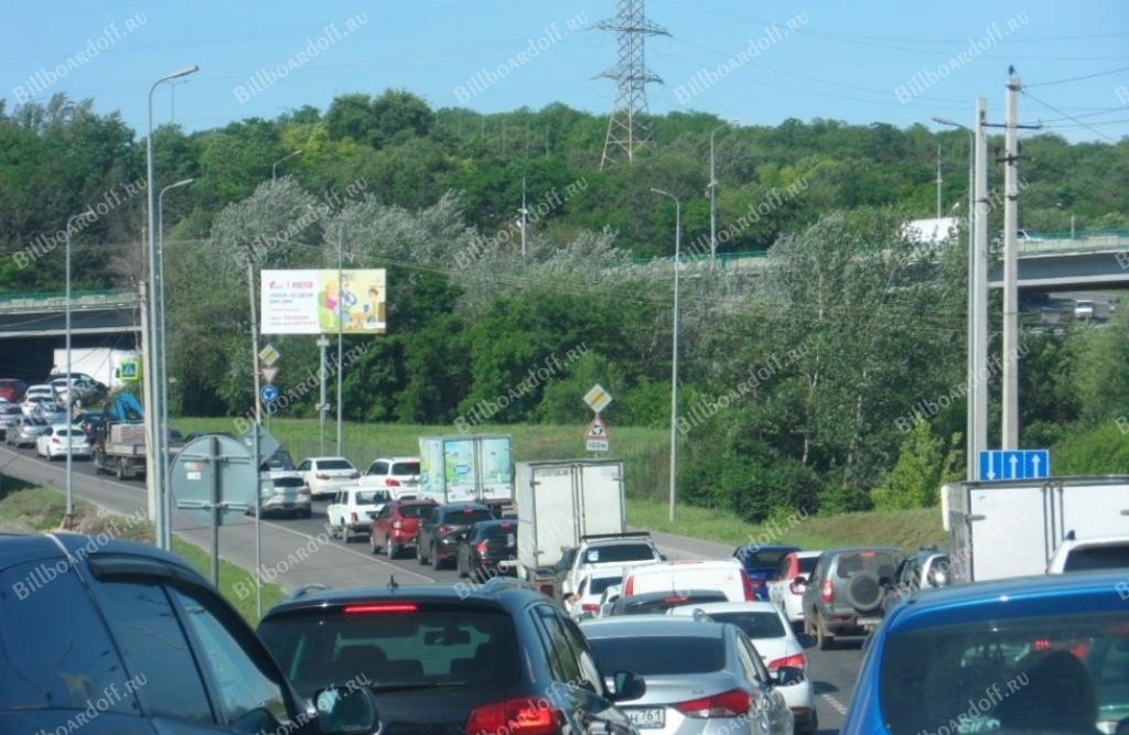 Южный выезд из г. Аксай, напротив ул. Западной,2А (справа)