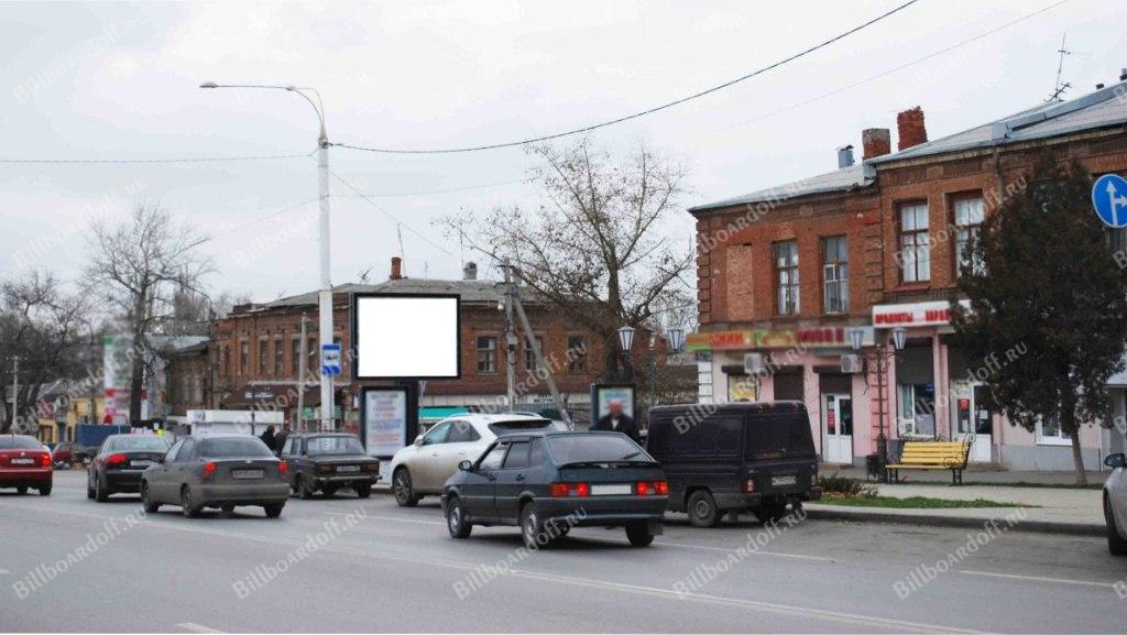 Платовский пр, пересечение с ул. Б. Хмельницкого, справа по ходу движения Платовский пр, пересечение с ул. Б. Хмельницкого, справа по ходу движения