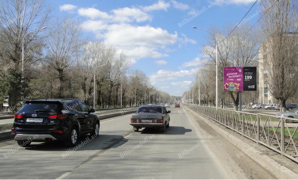 Баклановский пр 130, р-н. Черемушки, справа по направлению движения из центра города