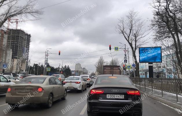 Текучева ул. 298/96 (через дорогу) — бассейн Волна