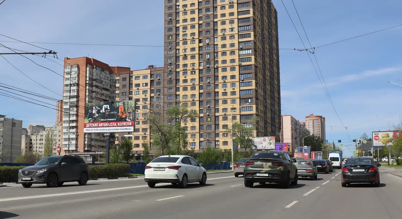 Комарова б-р 20В / Добровольского ул. 9А (позиция 2)