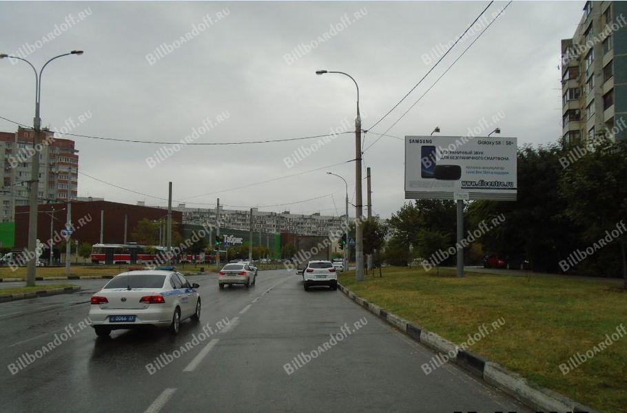 проспект Чекистов (рядом с № 4)